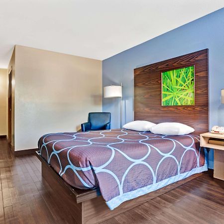 Super 8 By Wyndham Louisville Airport Ngoại thất bức ảnh
