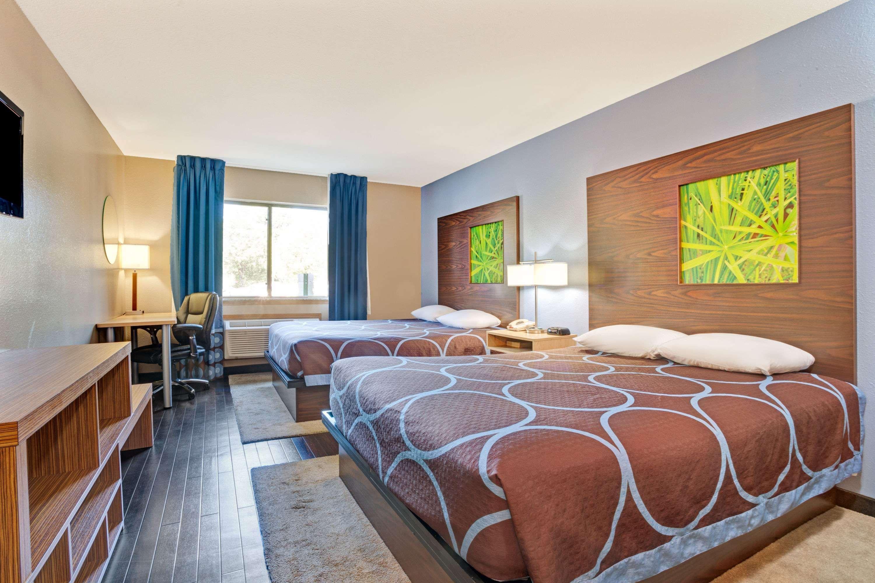 Super 8 By Wyndham Louisville Airport Ngoại thất bức ảnh